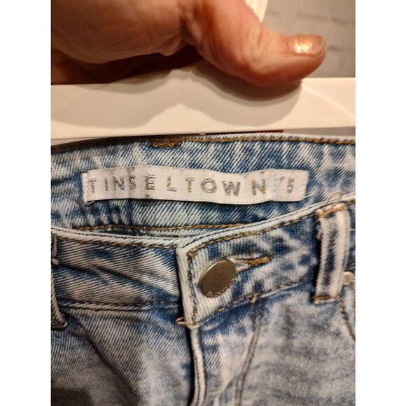Tinseltown distressed high rise cropped jeans 5 * - Picture 3 of 3